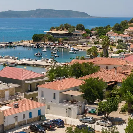 Sea & Salt Boutique 2 Finikounta