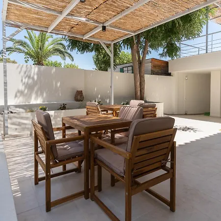 Sea & Salt Boutique 2 *