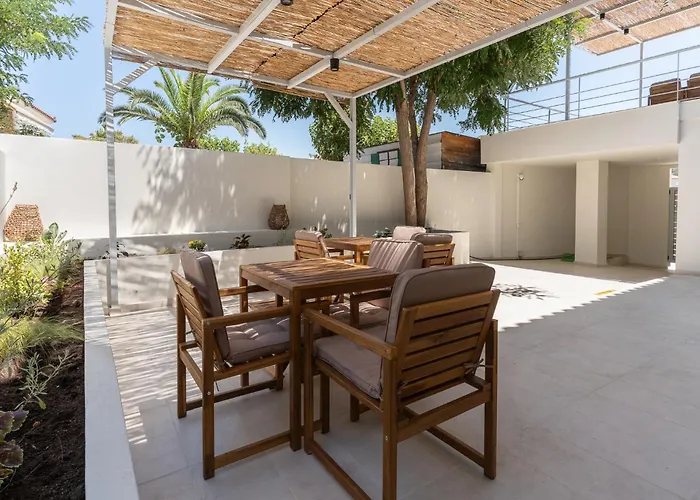 Sea & Salt Boutique 2 *